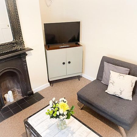 Waverley Lodge - Quaint Victorian Home With Free Parking York Exterior photo