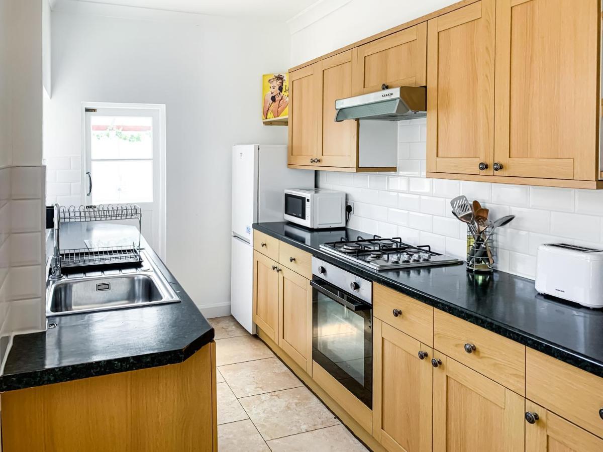 Waverley Lodge - Quaint Victorian Home With Free Parking York Exterior photo
